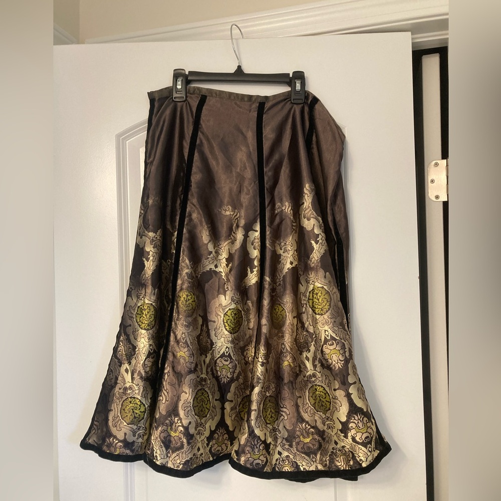 Apostrophe Brown Satin A-Line Skirt with Black Velvet Detail Women’s 16P